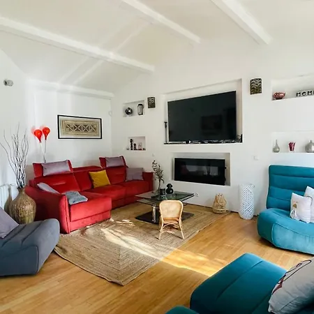 Vakantiehuis Cozy Pearl With Garden And Pool *