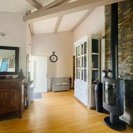 Vakantiehuis Cozy Pearl With Garden And Pool Lagord