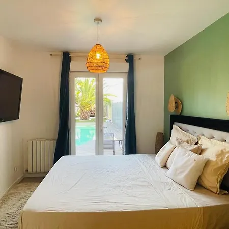 Cozy Pearl With Garden And Pool Vakantiehuis Lagord