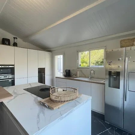 Cozy Pearl With Garden And Pool Vakantiehuis Lagord